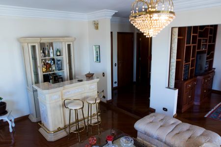 Apartamento à venda com 220m², 4 quartos e 3 vagas Apartamento à venda com 220m², 4 quartos e 3 vagasSala