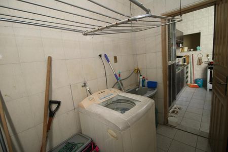 Casa à venda com 66m², 2 quartos e sem vagaÁrea de Serviço
