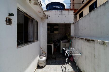 Casa à venda com 159m², 4 quartos e 4 vagasÁrea de Serviço