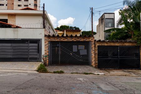 Casa à venda com 159m², 4 quartos e 4 vagasFachada