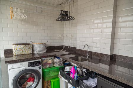 Apartamento à venda com 186m², 3 quartos e 2 vagas Apartamento à venda com 186m², 3 quartos e 2 vagasÁrea de Serviço