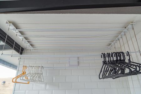 Apartamento à venda com 186m², 3 quartos e 2 vagas Apartamento à venda com 186m², 3 quartos e 2 vagasÁrea de Serviço - Varal