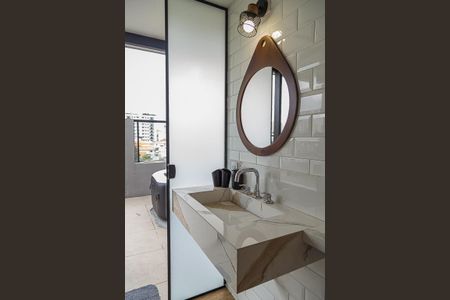 Apartamento à venda com 186m², 3 quartos e 2 vagas Apartamento à venda com 186m², 3 quartos e 2 vagasBanheiro da Cobertura - Pia