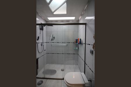 Casa à venda com 146m², 3 quartos e 3 vagasBanheiro Social