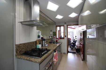 Casa à venda com 146m², 3 quartos e 3 vagasCozinha