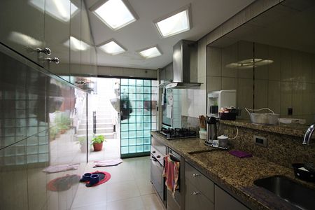 Casa à venda com 146m², 3 quartos e 3 vagasCozinha