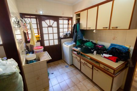 Casa de condomínio à venda com 350m², 3 quartos e 4 vagas Casa de condomínio à venda com 350m², 3 quartos e 4 vagasÁREA DE SERVIÇO