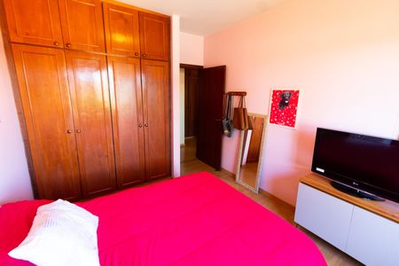 Casa de condomínio à venda com 350m², 3 quartos e 4 vagas Casa de condomínio à venda com 350m², 3 quartos e 4 vagasQUARTO 1