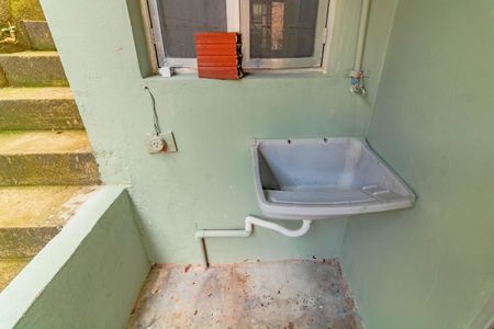 Casa para alugar com 60m², 1 quarto e sem vagaÁrea de Serviço