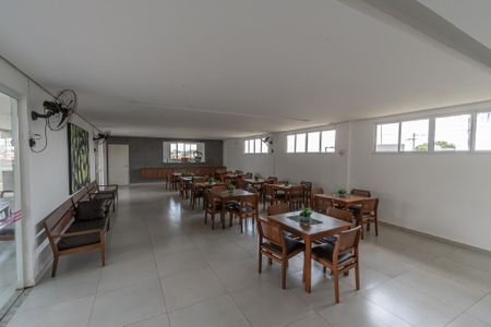 Apartamento para alugar com 53m², 2 quartos e 1 vagaÁrea comum - Salão de festas