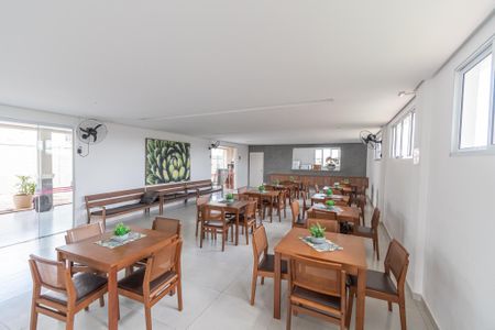 Apartamento para alugar com 53m², 2 quartos e 1 vagaÁrea comum - Salão de festas