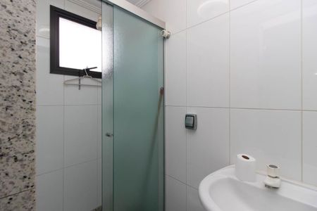 Apartamento à venda com 112m², 3 quartos e 2 vagasBanheiro de Serviço