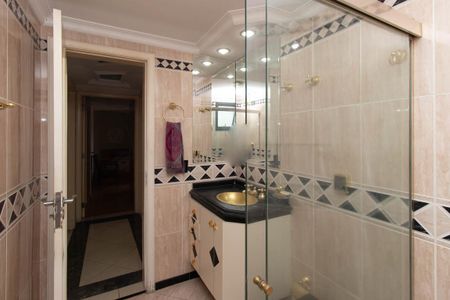 Apartamento à venda com 112m², 3 quartos e 2 vagasBanheiro Social