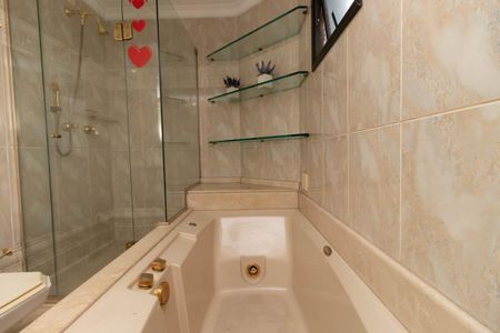 Apartamento à venda com 112m², 3 quartos e 2 vagasBanheiro da Suíte