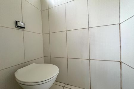 Apartamento à venda com 120m², 3 quartos e 2 vagas Apartamento à venda com 120m², 3 quartos e 2 vagasBanheiro de Serviço