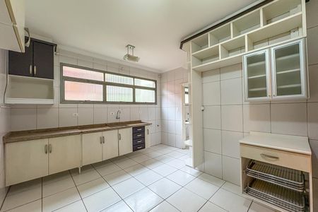 Apartamento à venda com 120m², 3 quartos e 2 vagas Apartamento à venda com 120m², 3 quartos e 2 vagasCozinha