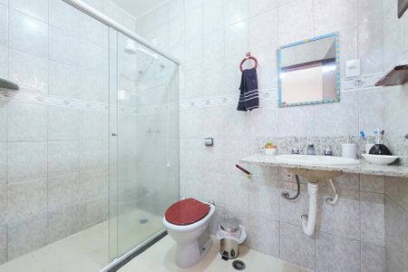 Casa para alugar com 300m², 5 quartos e 2 vagasBanheiro da Suíte