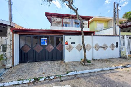 Casa para alugar com 300m², 5 quartos e 2 vagasFachada