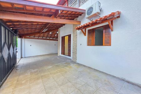 Casa para alugar com 300m², 5 quartos e 2 vagasGaragem
