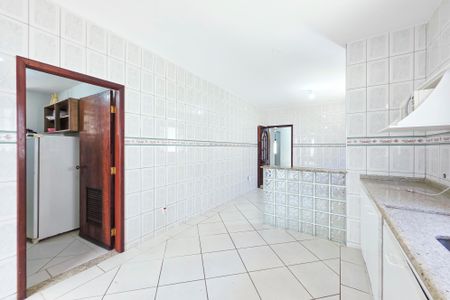 Casa para alugar com 300m², 5 quartos e 2 vagasCozinha / Área de Serviço