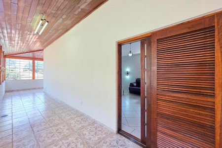 Casa para alugar com 300m², 5 quartos e 2 vagasVaranda Sala
