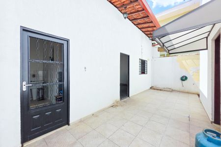 Casa para alugar com 300m², 5 quartos e 2 vagasEdícula