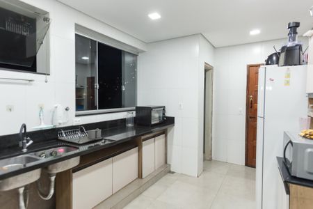 Apartamento à venda com 121m², 3 quartos e 1 vagaCozinha