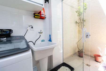 Apartamento à venda com 69m², 2 quartos e sem vaga Apartamento à venda com 69m², 2 quartos e sem vagaÁrea de Serviço