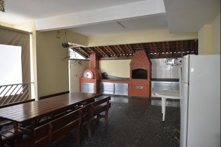Apartamento para alugar com 50m², 2 quartos e 1 vagaÁrea comum - Churrasqueira