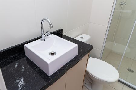 Apartamento para alugar com 37m², 2 quartos e sem vagaBanheiro