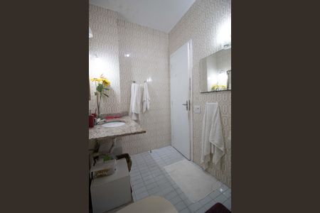 Apartamento para alugar com 78m², 2 quartos e 1 vaga Apartamento para alugar com 78m², 2 quartos e 1 vagaBanheiro social