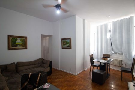 Apartamento para alugar com 78m², 2 quartos e 1 vaga Apartamento para alugar com 78m², 2 quartos e 1 vagaSala