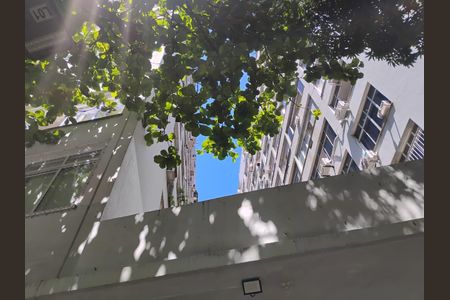 Apartamento para alugar com 78m², 2 quartos e 1 vaga Apartamento para alugar com 78m², 2 quartos e 1 vagaFachada