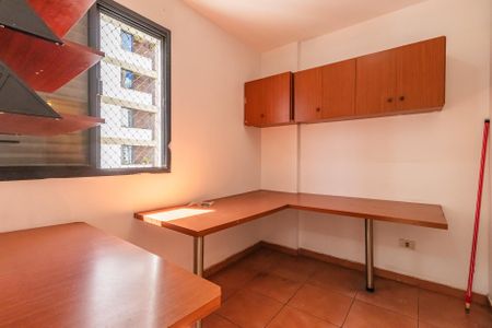 Apartamento à venda com 164m², 3 quartos e 2 vagasQuarto de Serviço