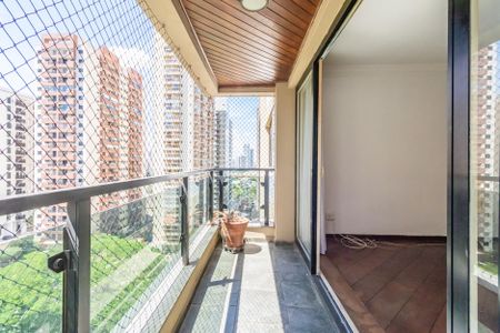 Apartamento à venda com 164m², 3 quartos e 2 vagasSacada da Sala