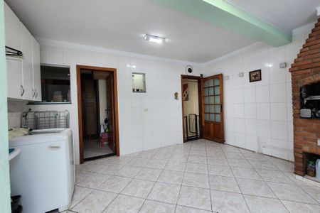 Casa à venda com 250m², 3 quartos e 6 vagasÁrea de Serviço 2