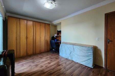 Casa à venda com 250m², 3 quartos e 6 vagasSuíte 3