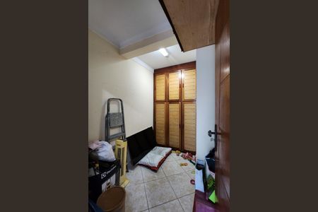 Casa à venda com 250m², 3 quartos e 6 vagasÁrea de Serviço 2