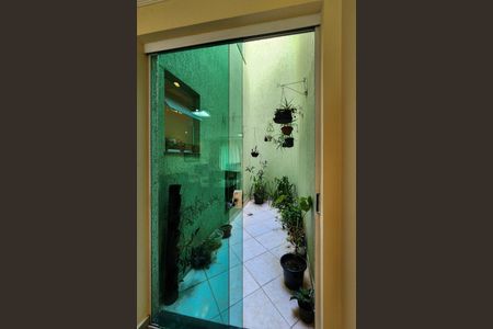 Casa à venda com 250m², 3 quartos e 6 vagasSala