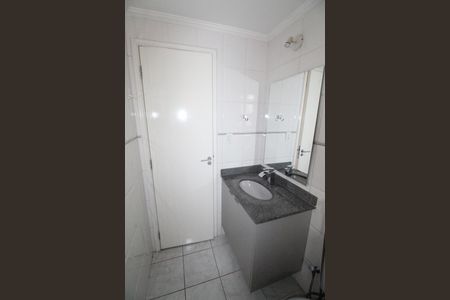 Apartamento para alugar com 67m², 2 quartos e 1 vagaBanheiro social