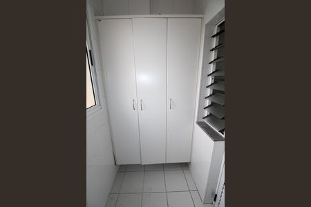 Apartamento para alugar com 67m², 2 quartos e 1 vagaÁrea de Serviço
