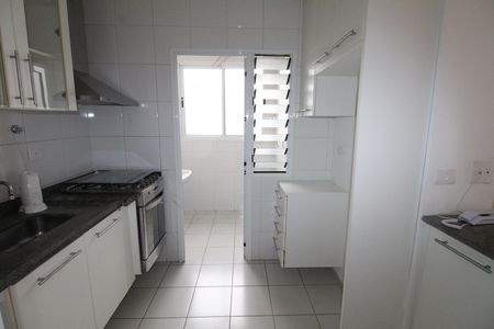Apartamento para alugar com 67m², 2 quartos e 1 vagaCozinha