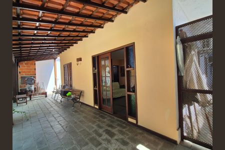 Casa para alugar com 470m², 3 quartos e 3 vagasVaranda