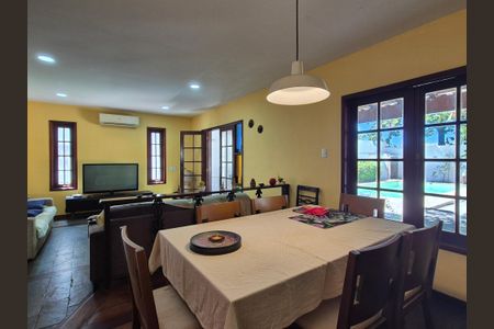 Casa para alugar com 470m², 3 quartos e 3 vagasSala