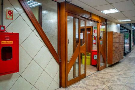 Apartamento para alugar com 86m², 2 quartos e sem vagaEntrada