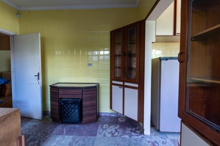 Casa à venda com 500m², 4 quartos e 16 vagas Casa à venda com 500m², 4 quartos e 16 vagasCozinha