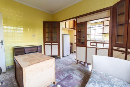 Casa à venda com 500m², 4 quartos e 16 vagas Casa à venda com 500m², 4 quartos e 16 vagasCozinha