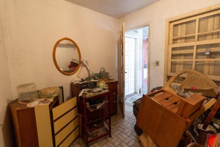 Casa à venda com 500m², 4 quartos e 16 vagas Casa à venda com 500m², 4 quartos e 16 vagasQuarto de Serviço