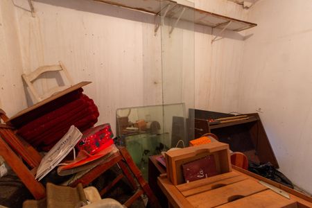 Casa à venda com 500m², 4 quartos e 16 vagas Casa à venda com 500m², 4 quartos e 16 vagasQuarto de Serviço