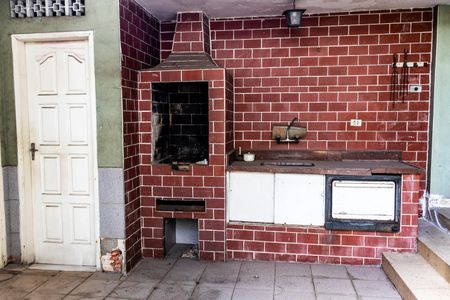 Casa à venda com 500m², 4 quartos e 16 vagas Casa à venda com 500m², 4 quartos e 16 vagasChurrasqueira